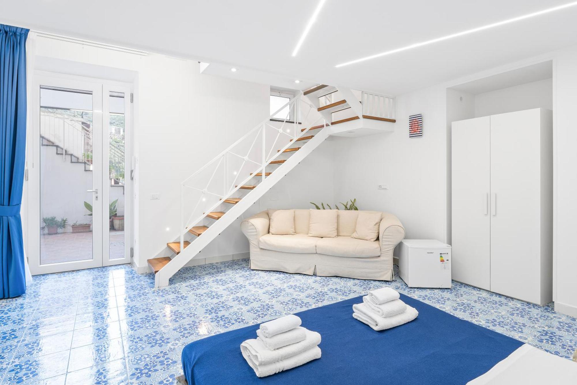 Luxe Minimal Duplex, Amalfi Coast - Airhome Vico Equense Eksteriør bilde